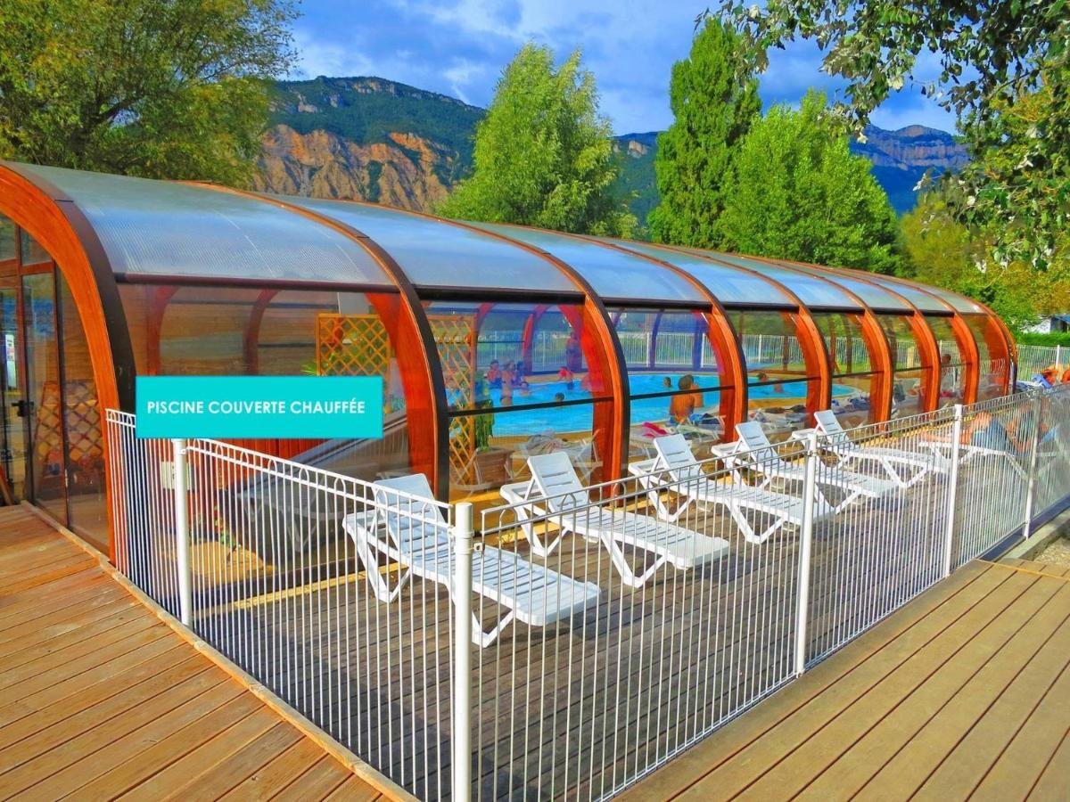 Camping Le Lac Bleu Hotel แชติญง-ออง-ดิอัวส์ ภายนอก รูปภาพ