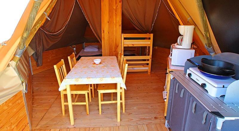 Camping Le Lac Bleu Hotel แชติญง-ออง-ดิอัวส์ ภายนอก รูปภาพ